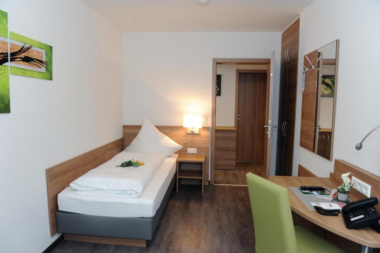 Hotel Lamm Waiblingen Kültér fotó